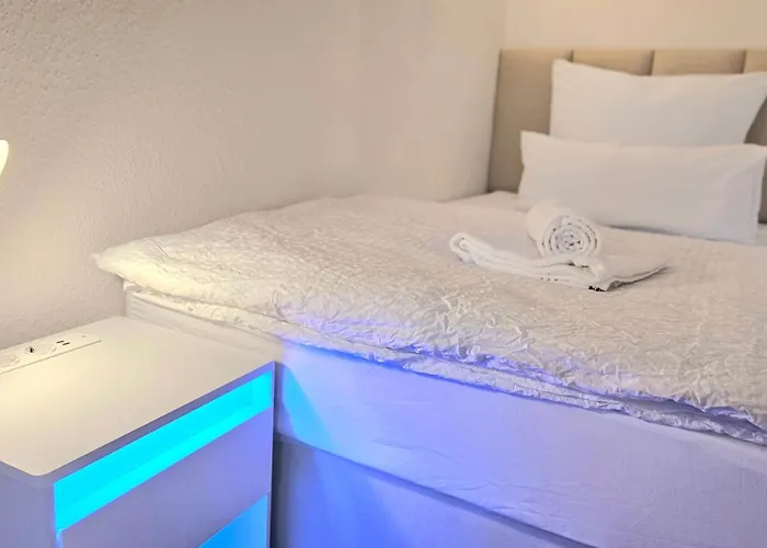 122qm-apartment - 4 I Zentral I Kueche I Balkon I Parken I Wlan *