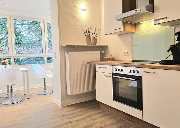 122qm-apartment - 4 I Zentral I Kueche I Balkon I Parken I Wlan *